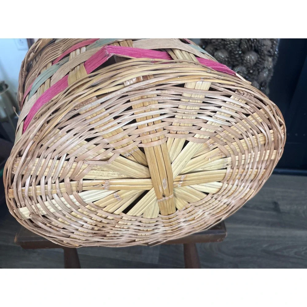 Vintage Woven Wicker Picnic Basket with Lid Pink Green  Mexico Oval Handle